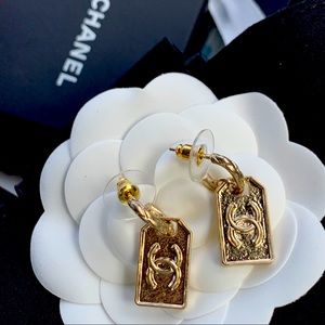 [[[SOLD]]]Chanel 2021 Spring collection earrings